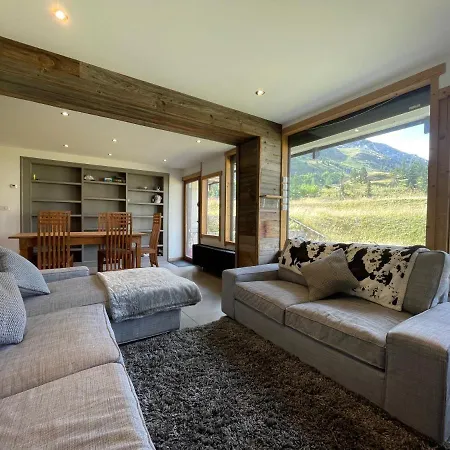 In-ski Out! Spacious & Stylish For 8 In The Heart Of Lavachet Apartment Tignes